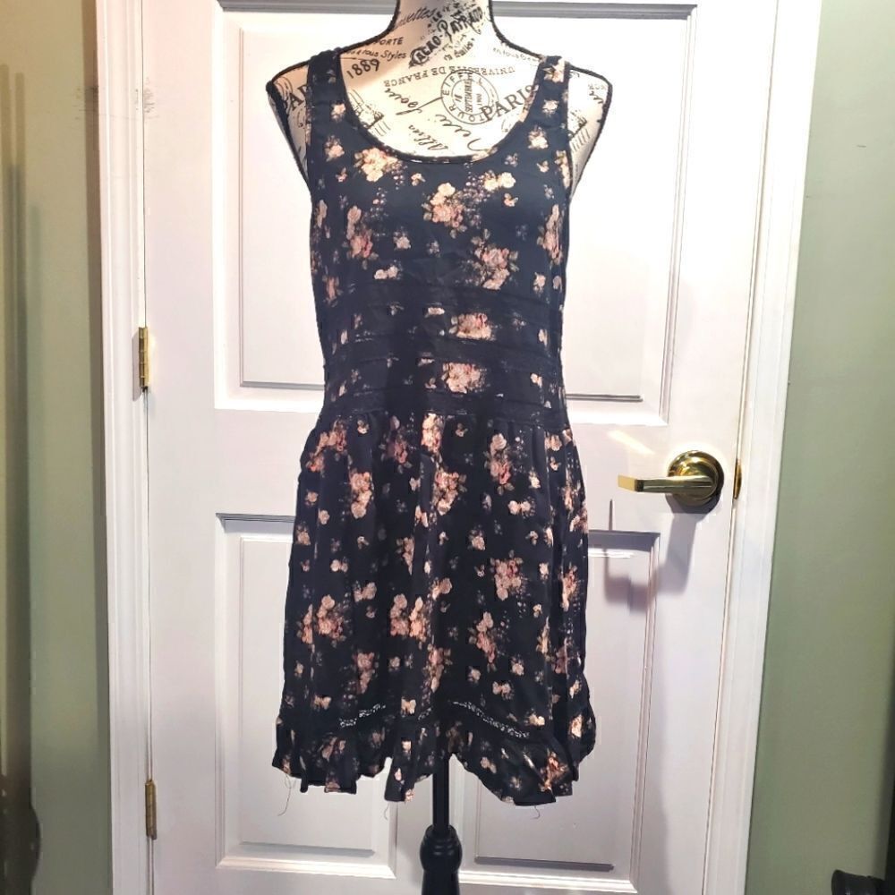 Mudd FloralcSummer Dress Size Large (Juniors)
